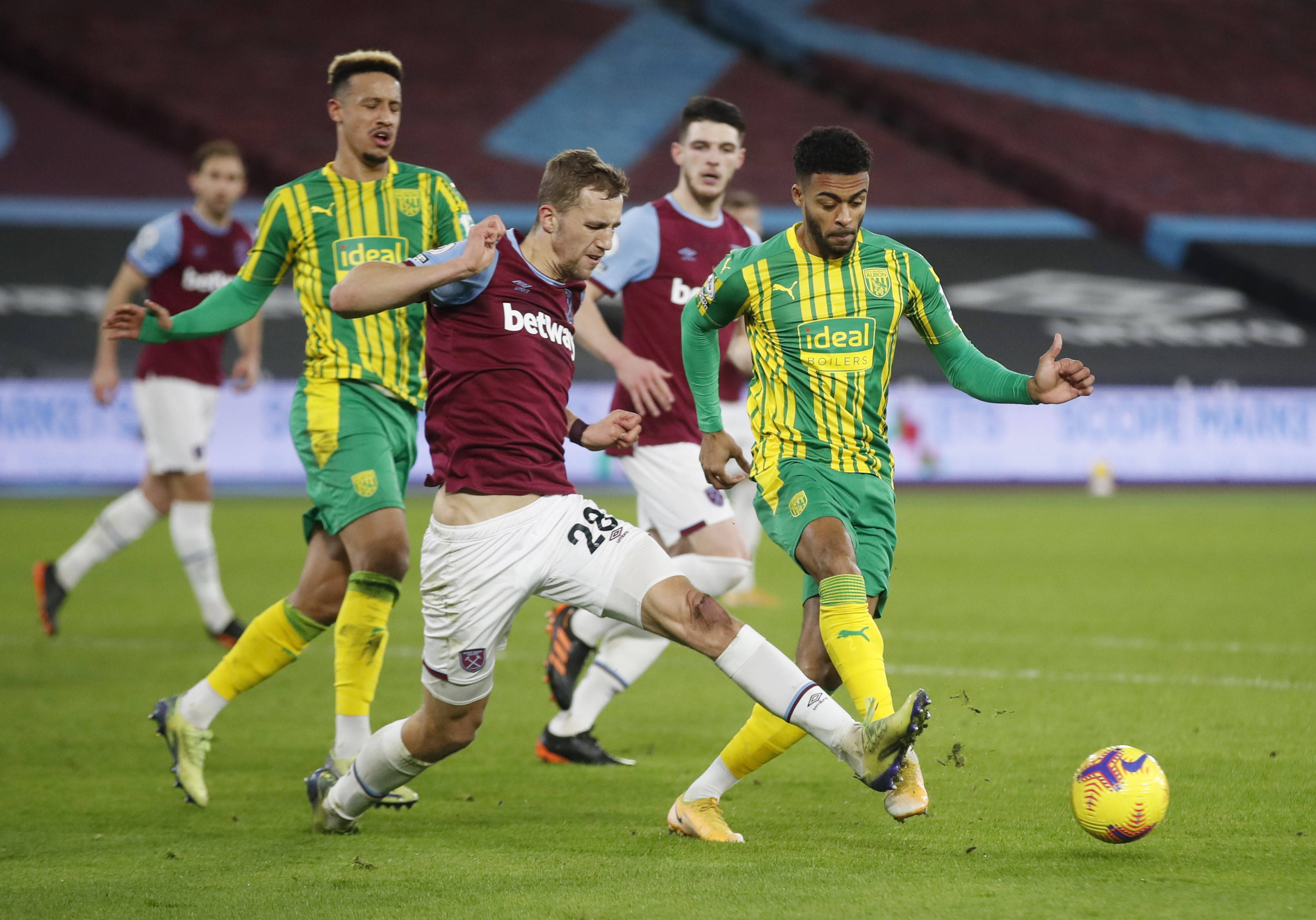 家俱乐部在 家俱乐部在