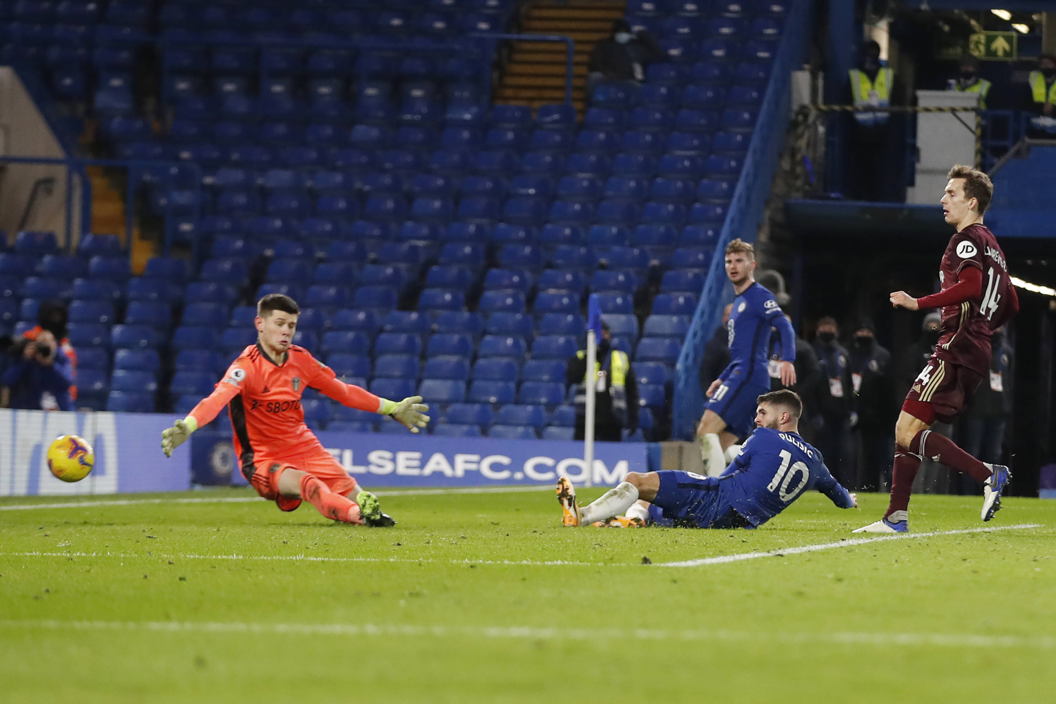 随着现代足 随着现代足