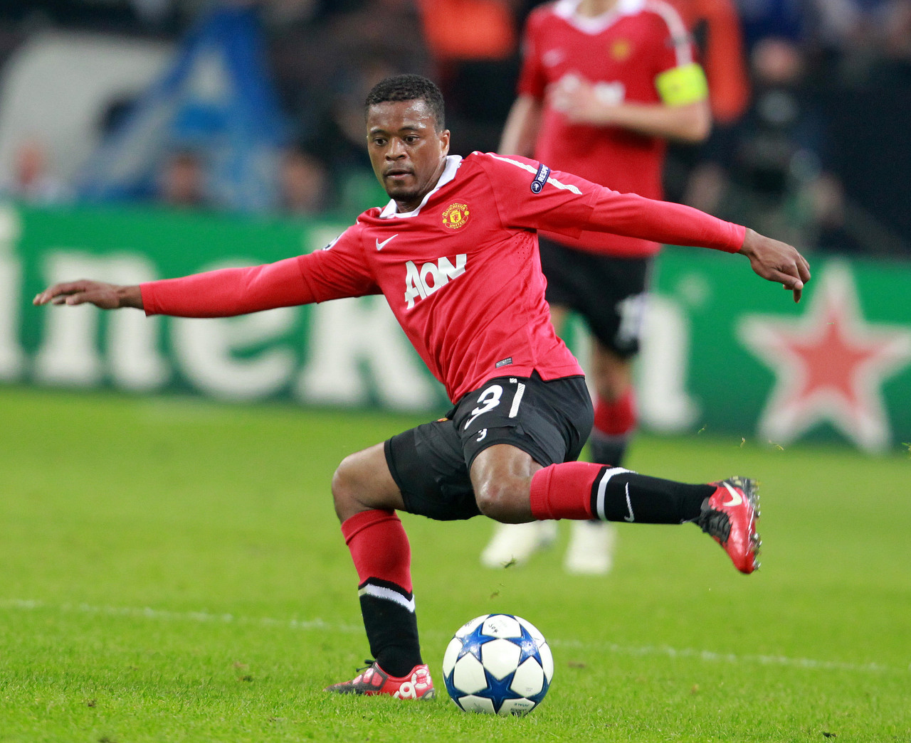 线展现了她 线展现了她